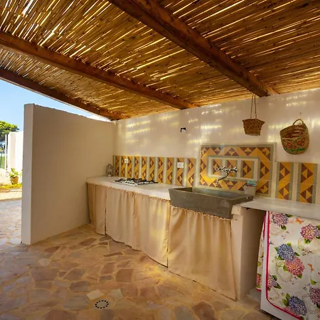 La Barracca Holiday home *